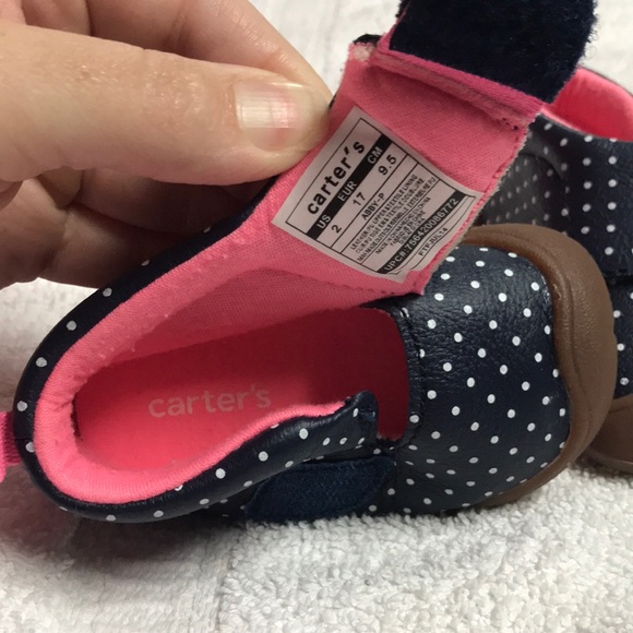 Carter’s early walker shoes - Picture 3 of 4